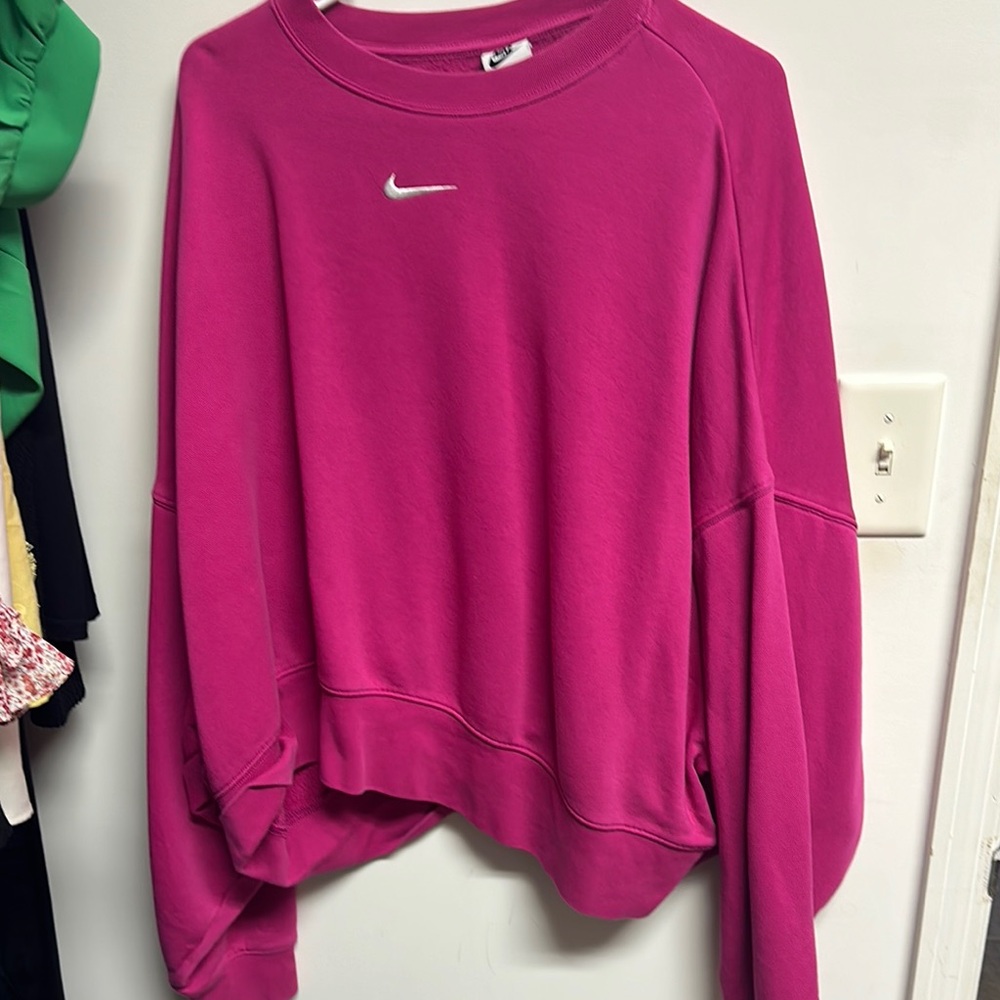 Nike Women's Fuchsia Sweatshirt